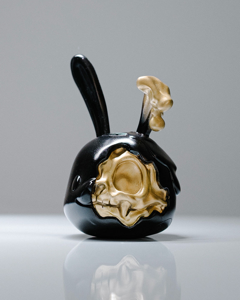 Art Toy (Black Gold)